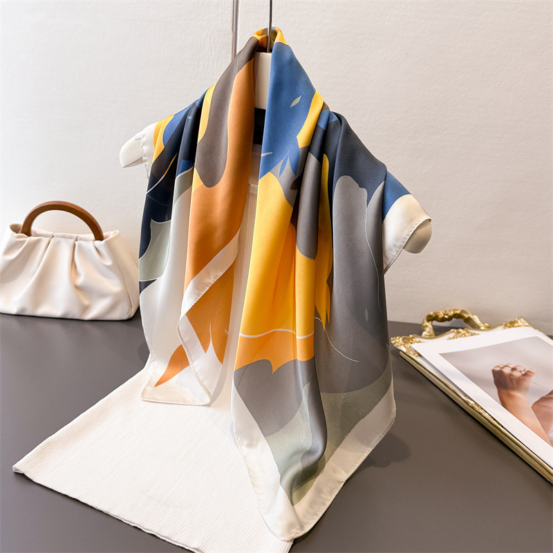 Nuevo Pañuelo Cuadrado para Mu - Silk Scarf Square reseña y precio