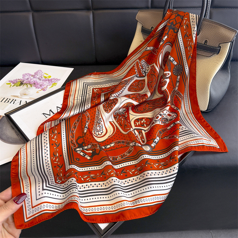 Nuevo Pañuelo Cuadrado de Seda - Silk Scarf Square reseña y precio